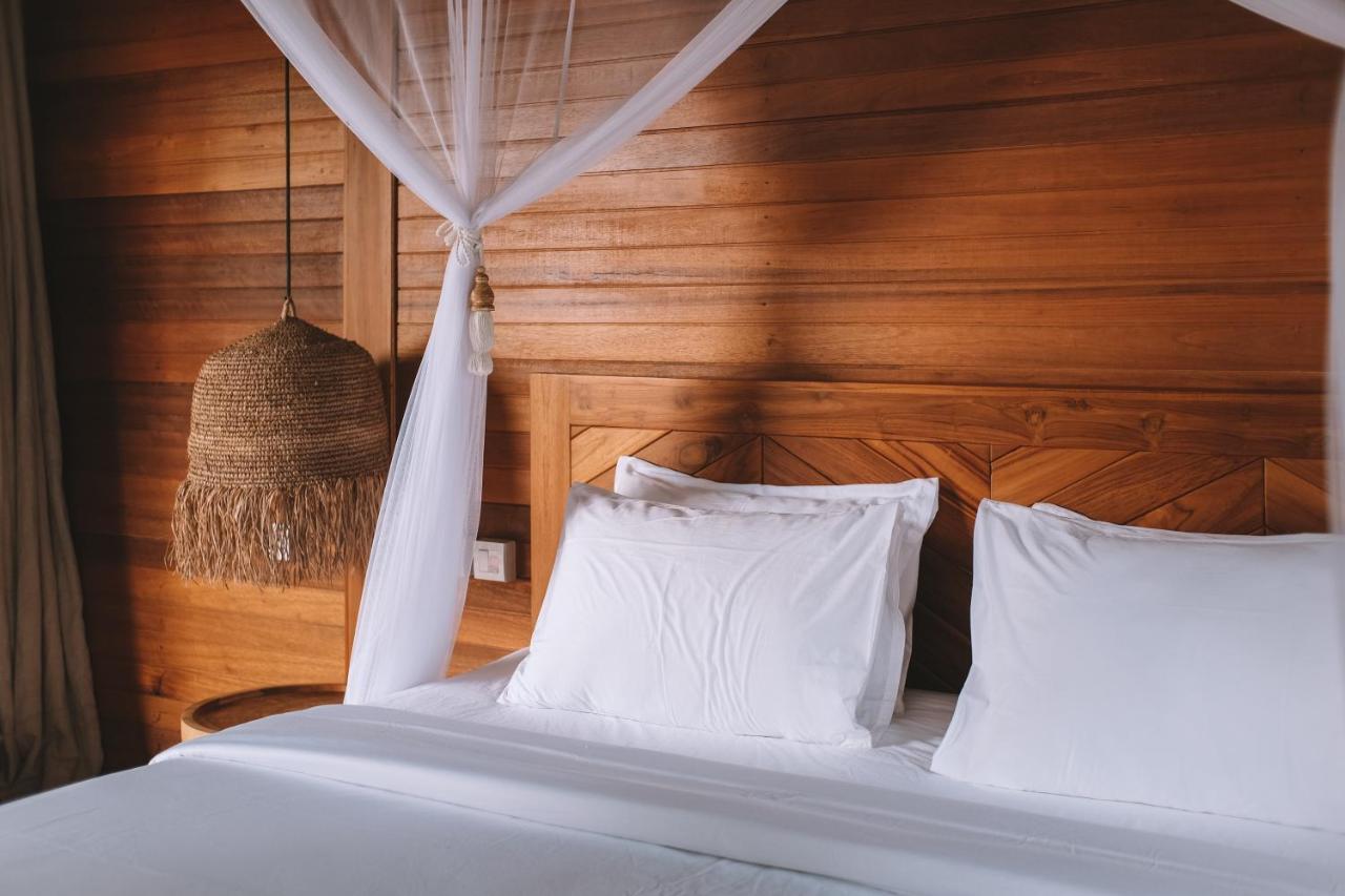 Diamond Beach Villas Tanglad المظهر الخارجي الصورة